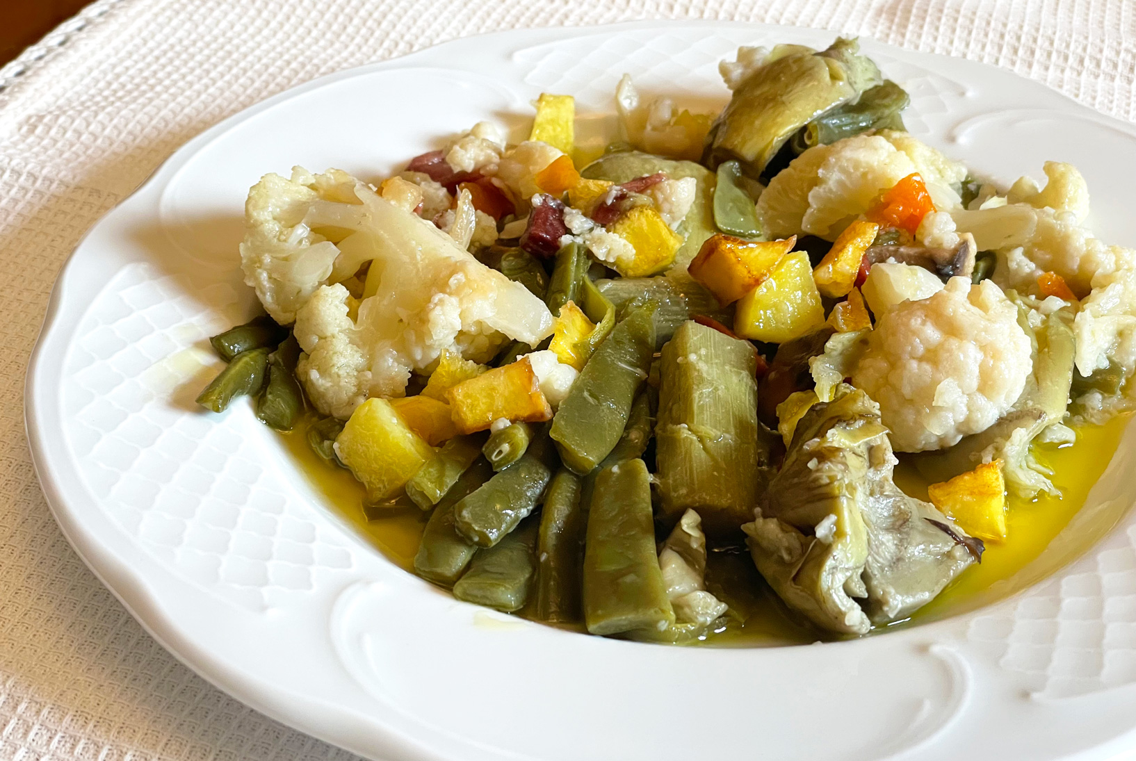 MARIDAJE TINTO JOVEN MENESTRA DE VERDURAS DE LA HUERTA RIOJANA 2